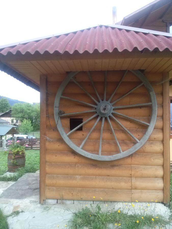 Starovitska Hata - Ethno-Cottage Verchovyna Exteriér fotografie